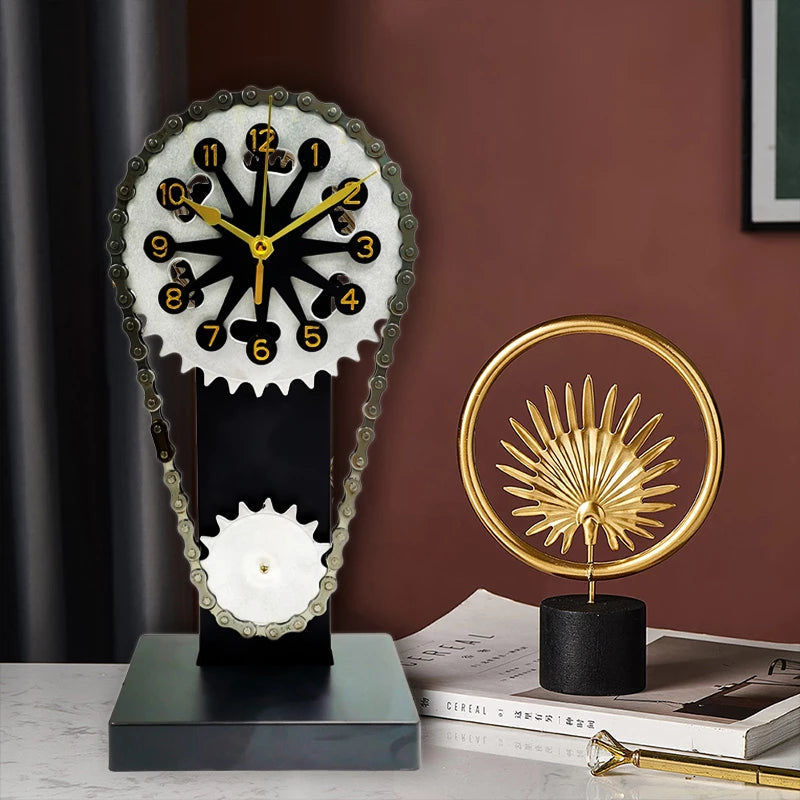 Vintage Rotating Gear Desk Clock from Odditygadget at $54.80
