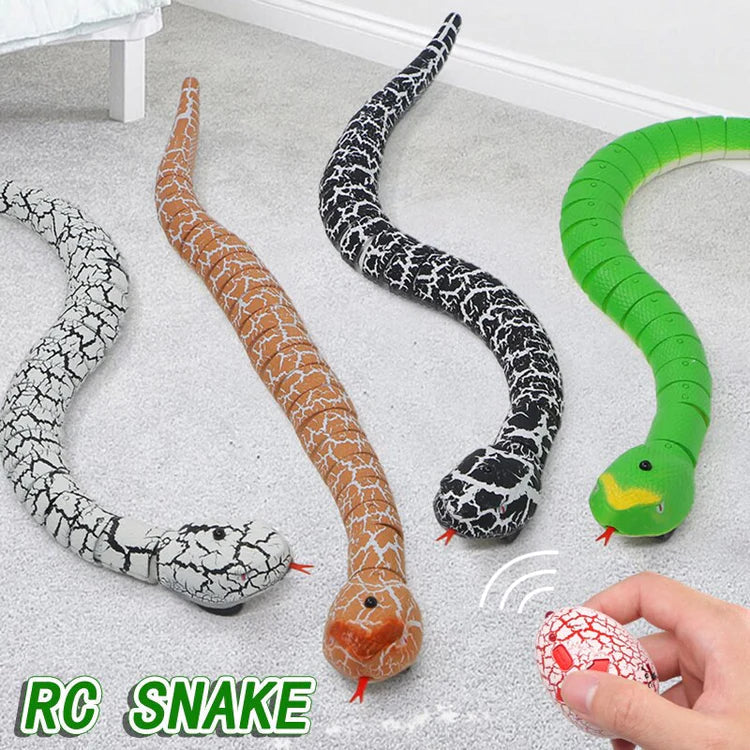 Remote Control Simulation Snake. from Odditygadget at $29.97