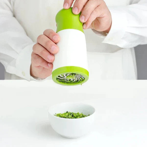 Easy & Quick Parsley Spice Mincer, Grinder & Chopper from Odditygadget at $19.97