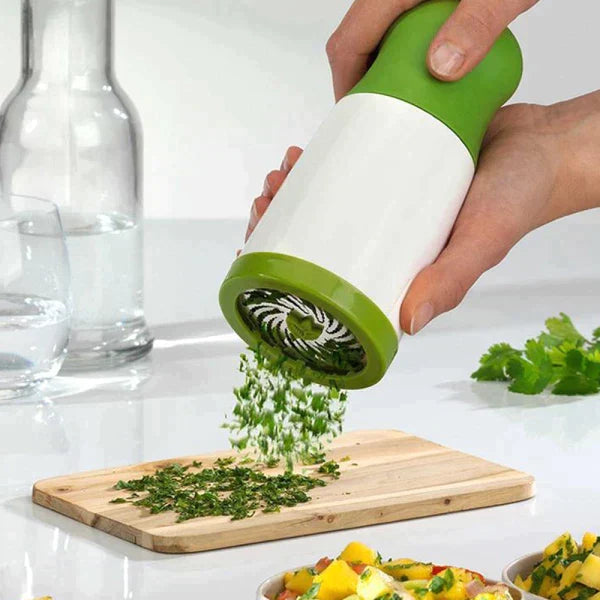 Easy & Quick Parsley Spice Mincer, Grinder & Chopper from Odditygadget at $19.97