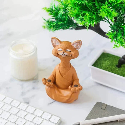 Whimsical Happy Buddha Cat from Odditygadget at $19.97