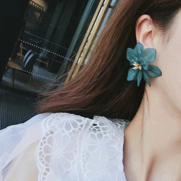 Acrylic Flower Earrings for Earthy Vibes from Odditygadget at $11.47