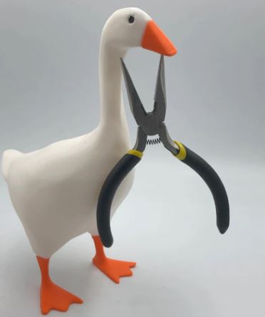 Magnetic Goose Key Holder from Odditygadget at $16.97