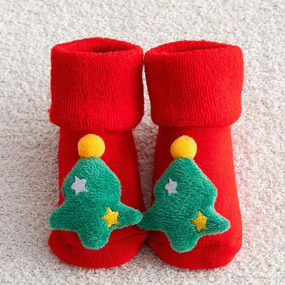 Children Santa Christmas Socks from Odditygadget at $19.97