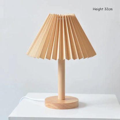 Korean Retro Pleated Table Lamp from Odditygadget at $29.97