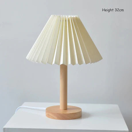 Korean Retro Pleated Table Lamp from Odditygadget at $29.97