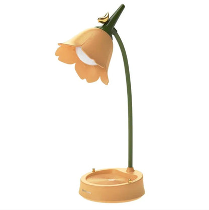 FLOWER SHAPED DESK LAMP from Odditygadget at $29.97