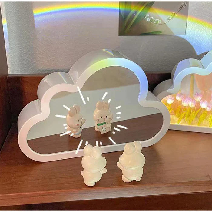 Tulip Mirror Night Light from Odditygadget at $24.97