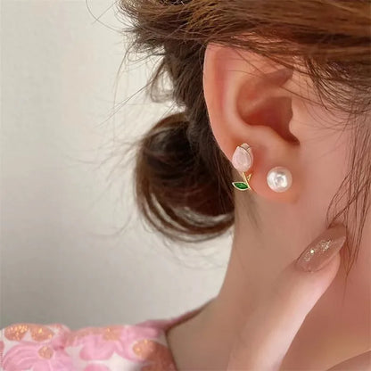 Pearl Tulip Flower Stud Earrings from Odditygadget at $7.97