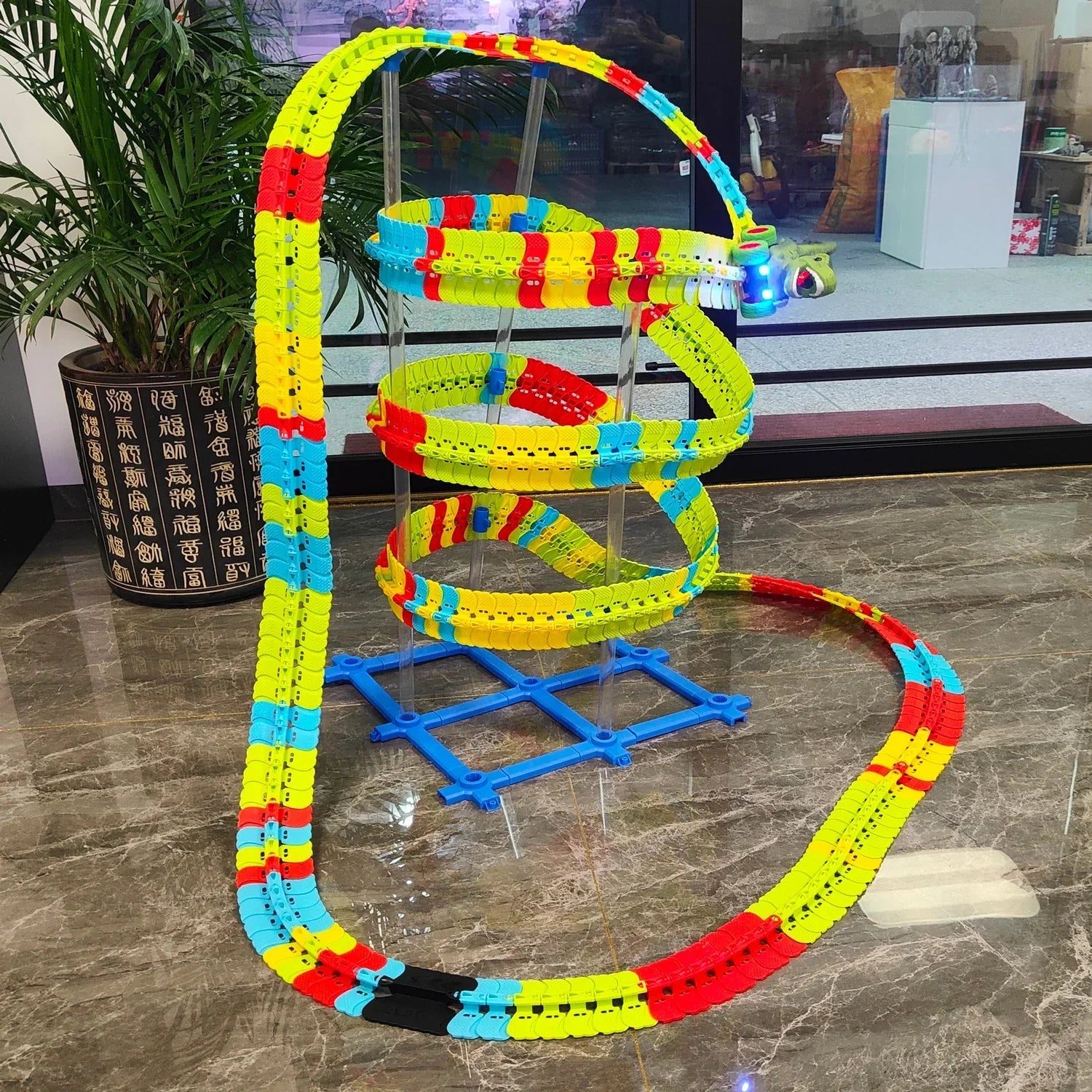 Climbing Anti-Gravity Rail Car Race-Flexible Track from Odditygadget at $42.97