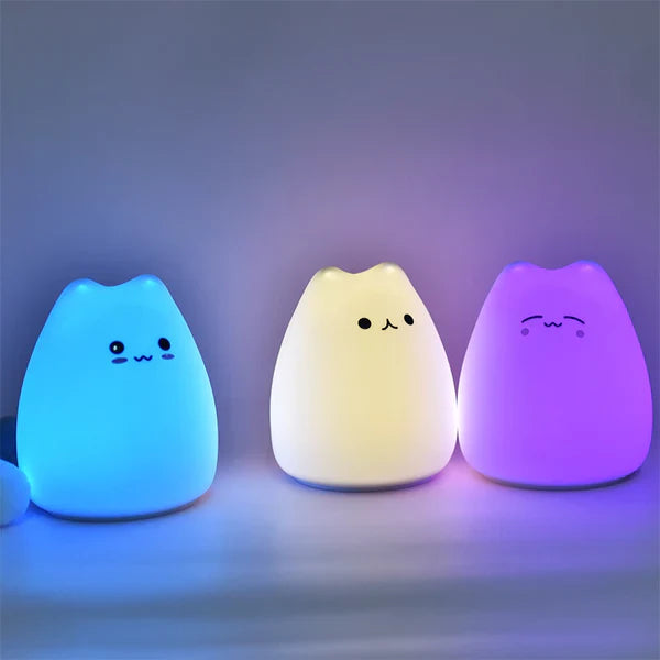 Cute Cat Night Lamp from Odditygadget at $24.97